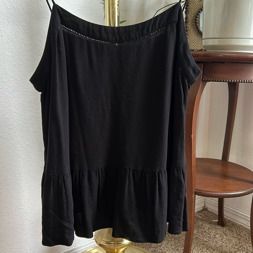 Women’s black boho tank top